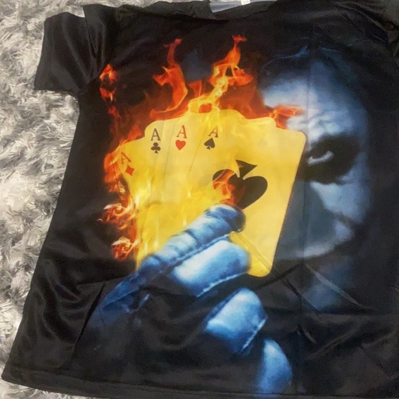 Teeshirt - Picture 4 of 4